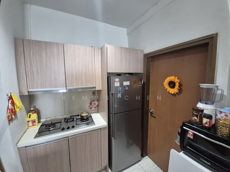 Condominium for Sale at Sri Putramas III / Royal Regent - Remus Chen - Kitchen - PropertyGuru.com.my