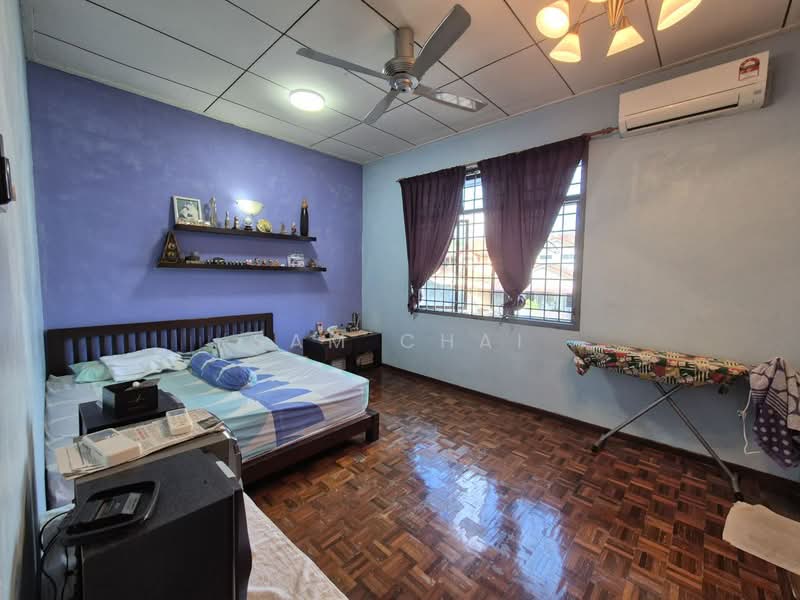 Terraced House for Sale in Taman Desa Tebrau (Tebrau) - Sam Chai - Bedroom - PropertyGuru.com.my
