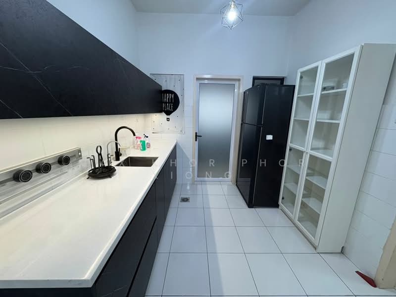 2-storey Terraced House for Rent in Seksyen U13 (Setia Alam) - Max Khor Phor xiong - Kitchen - PropertyGuru.com.my