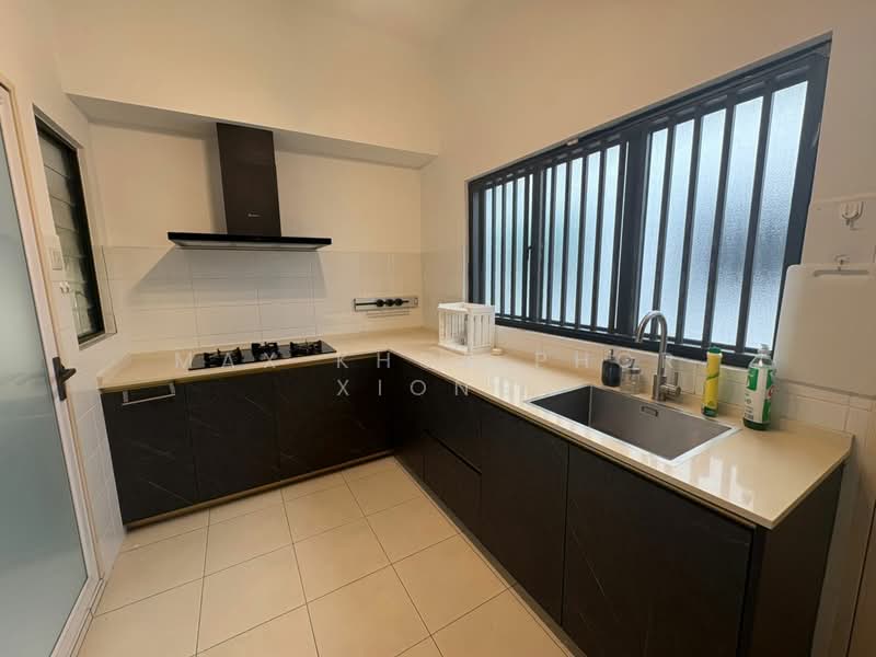 2-storey Terraced House for Rent in Seksyen U13 (Setia Alam) - Max Khor Phor xiong - Kitchen - PropertyGuru.com.my