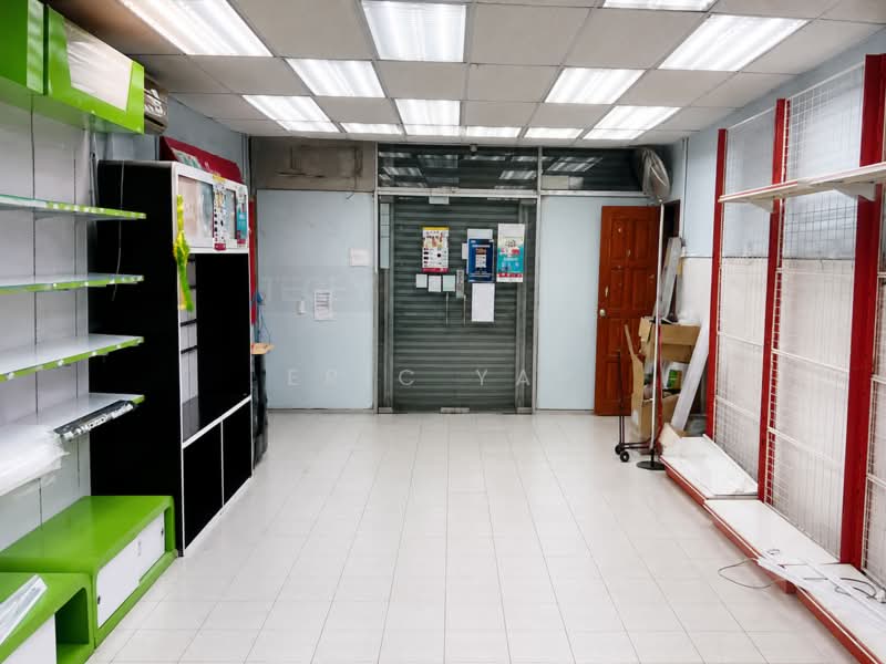 Shop for Rent in Kawasan 18 (Klang) - Eric Yap - Interior - PropertyGuru.com.my