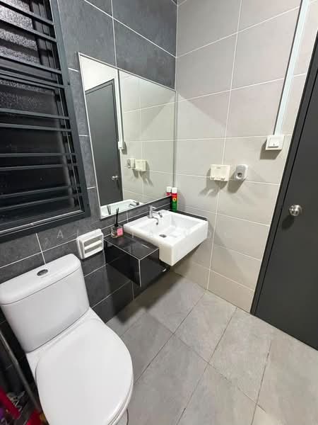 Rumah Teres 2 Tingkat untuk Disewa di Johor Bahru (Johor) - Alicia Voon - Bathroom - PropertyGuru.com.my