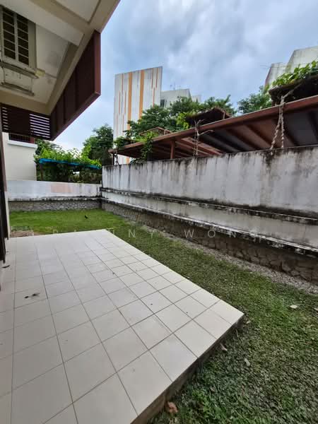 Rumah Berkembar untuk Disewa di Batu Ferringhi (Penang) - Rainny Wong - Exterior - PropertyGuru.com.my