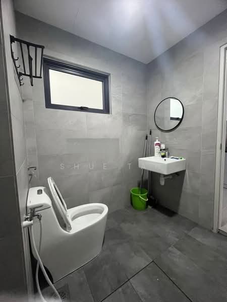 Service Residence for Rent at SUNSURIA FORUM SERVICED APARTMENT - Shue Tan - Bathroom - PropertyGuru.com.my