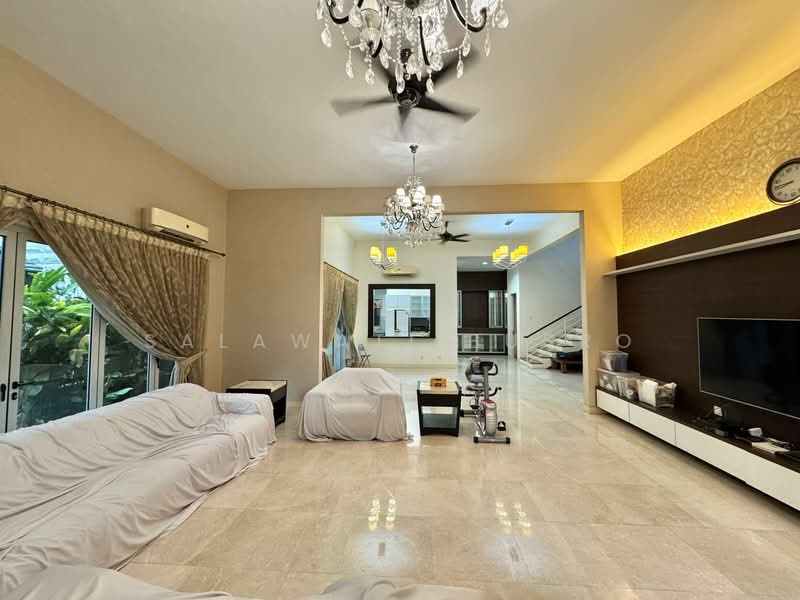 Bungalow for Sale in Seksyen 13 (Shah Alam) - Salawati Busro - Living Room - PropertyGuru.com.my