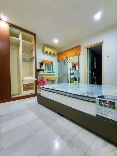 Apartment for Sale at Faber Indah - Vincent Yeoh - Bedroom - PropertyGuru.com.my