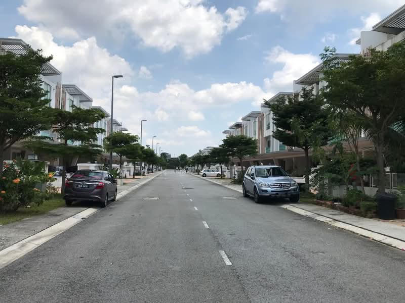 3-storey Terraced House for Rent in Cyberjaya (Selangor) - Mandy Lim - Exterior - PropertyGuru.com.my