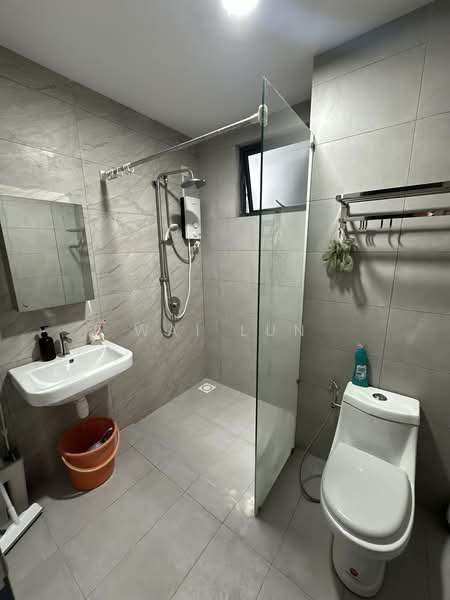 Kondominium untuk Disewa di The Holmes 2 - Wai Lun - Bathroom - PropertyGuru.com.my