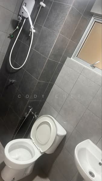 Kondominium untuk Disewa di Residensi Sateria - Cody Cher - Bathroom - PropertyGuru.com.my