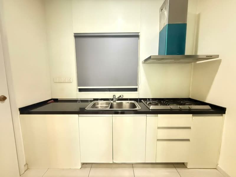 Kondominium untuk Disewa di The LIGHT COLLECTION I - Alex Lim - Kitchen - PropertyGuru.com.my