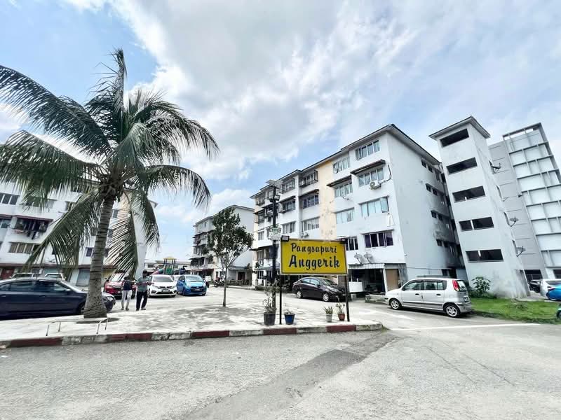 Pangsapuri untuk Dijual di Pangsapuri Anggerik - Azli Ibrahim - Exterior - PropertyGuru.com.my