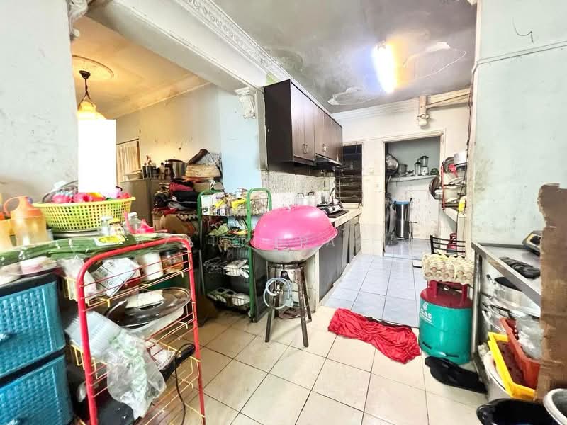 Pangsapuri untuk Dijual di Pangsapuri Anggerik - Azli Ibrahim - Kitchen - PropertyGuru.com.my
