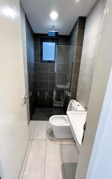 Servis Apartment untuk Disewa di Sky Meridien - Derrick Lee - Bathroom - PropertyGuru.com.my