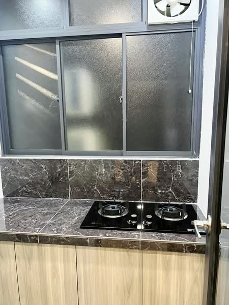 Servis Apartment untuk Disewa di Sky Meridien - Derrick Lee - Kitchen - PropertyGuru.com.my