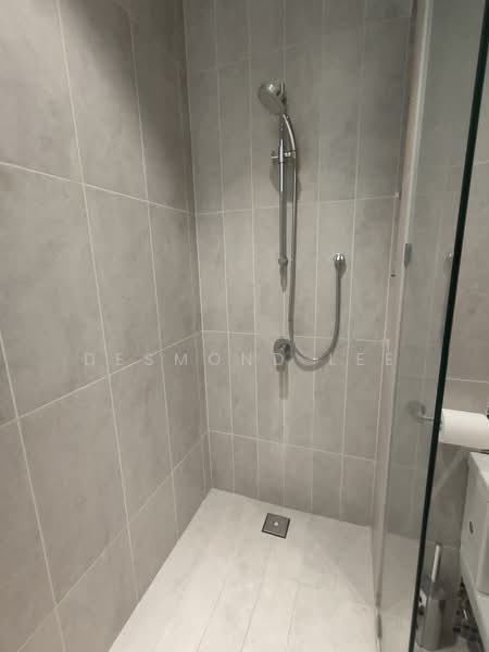 Condominium for Rent at Queens Residences Q1 @ Queens Waterfront - Desmond Lee - Bathroom - PropertyGuru.com.my