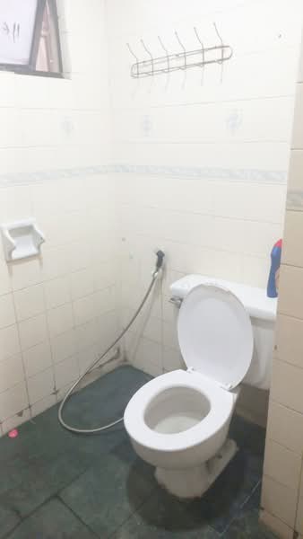 Kondominium untuk Disewa di Mutiara Villa - Max Low - Bathroom - PropertyGuru.com.my