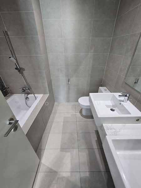 Kediaman Servis untuk Dijual di Ooak Serviced Apartments @ Kiara 163 - John Lam - PropertyGuru.com.my