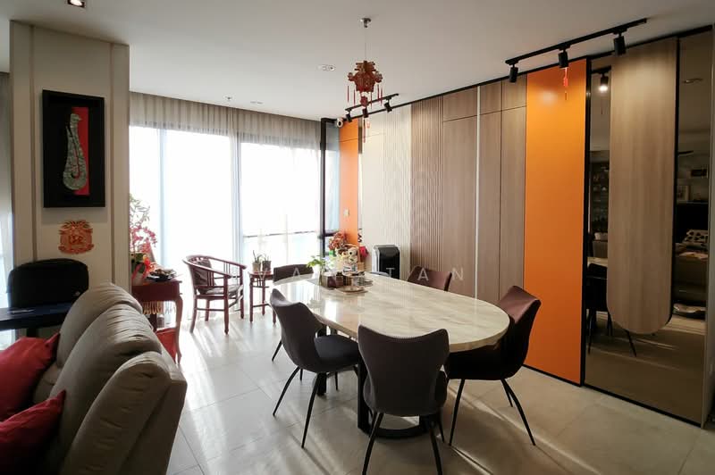 Servis Apartment untuk Dijual di Lumi Tropicana Serviced Residence - Ivan Tan - Living Room - PropertyGuru.com.my