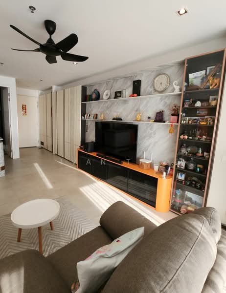 Servis Apartment untuk Dijual di Lumi Tropicana Serviced Residence - Ivan Tan - Living Room - PropertyGuru.com.my