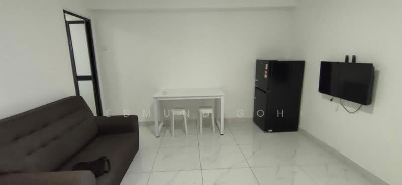 Service Residence for Sale at Halo Sunday @ Empire City - Edmund Goh - Living Room - PropertyGuru.com.my