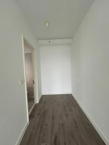 Service Residence for Sale at Jendela Residences - Jovie Lim - Corridor - PropertyGuru.com.my