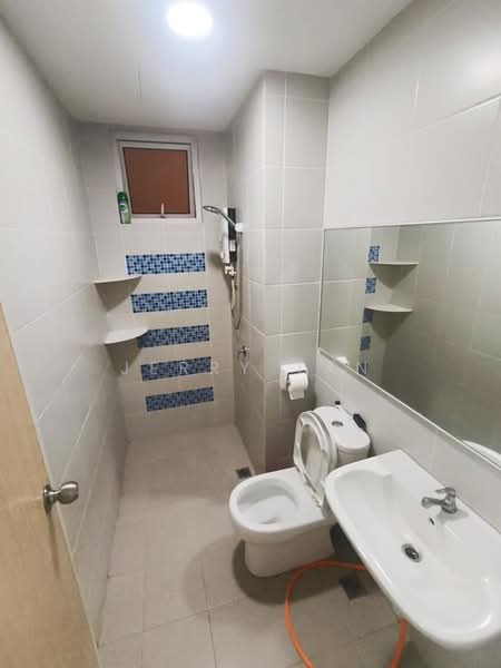 Condominium for Rent at i-Santorini - Jerry Tan - Bathroom - PropertyGuru.com.my