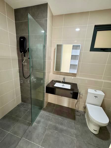 Servis Apartment untuk Disewa di Sky Meridien - Derrick Lee - Bathroom - PropertyGuru.com.my
