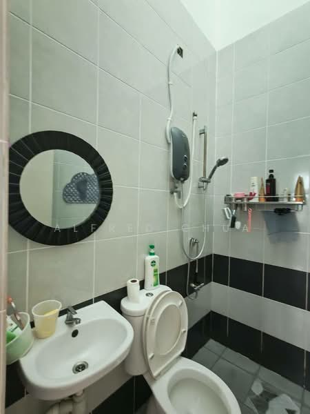 Rumah Teres 1 Tingkat untuk Dijual di Matang (Kuching) - Alfred Chua - Bathroom - PropertyGuru.com.my