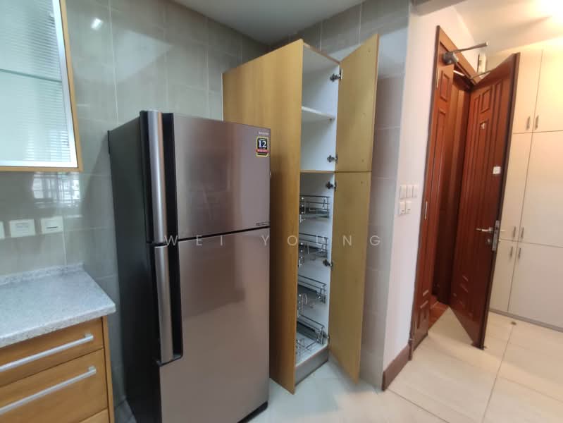 Condominium for Sale at Mont Kiara Aman - Wei Young - Kitchen - PropertyGuru.com.my