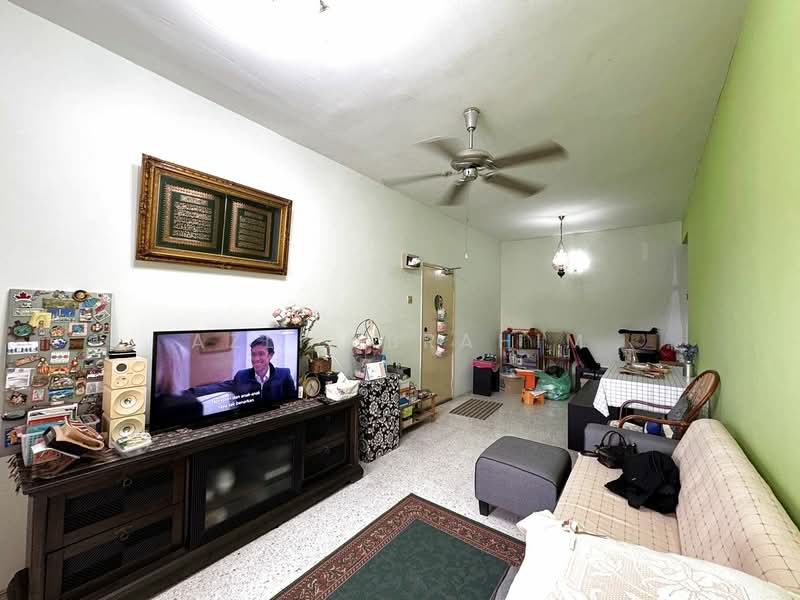 Pangsapuri untuk Dijual di Sri Melor (Mulberry Court) - Azli Ibrahim - Living Room - PropertyGuru.com.my