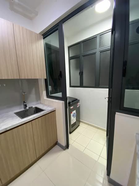 Service Residence for Sale at United Point (Residensi Berpadu) - BC TAN - Kitchen - PropertyGuru.com.my