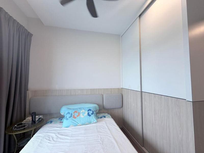 Condominium for Rent at Queens Residences Q1 @ Queens Waterfront - Eric Cheah - Bedroom - PropertyGuru.com.my
