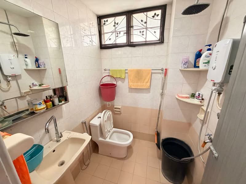 Condominium for Sale at Tiara Duta - Addy Ng - Bathroom - PropertyGuru.com.my