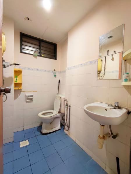 Apartment for Sale at Tasik Heights Apartment - Mohd Ridzuan - PropertyGuru.com.my