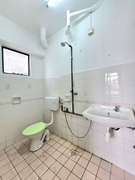 Condominium for Sale at Le Jardin Deluxe - Abid Sabarudin - Bathroom - PropertyGuru.com.my