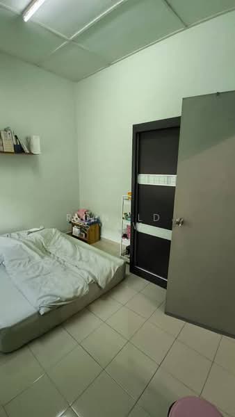 2-storey Terraced House for Sale in Kampung Batu Muda (Batu Caves) - Ronald Siaw - Bedroom - PropertyGuru.com.my
