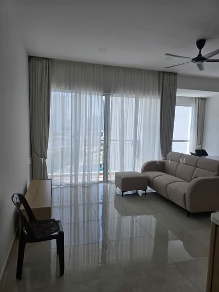 Kondominium untuk Disewa di Lucerne Residences - Stephanie Lim - Living Room - PropertyGuru.com.my