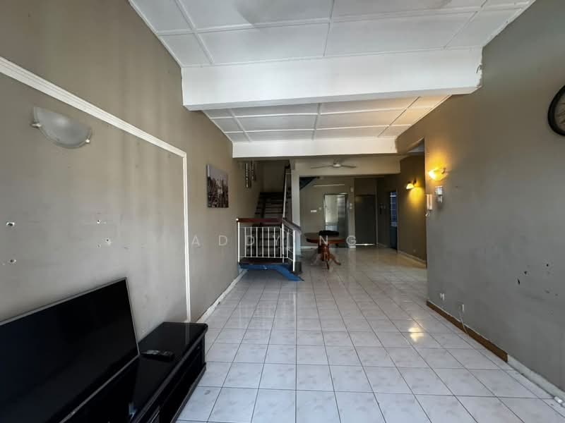 Condominium for Sale at Tiara Duta - Addy Ng - Living Room - PropertyGuru.com.my