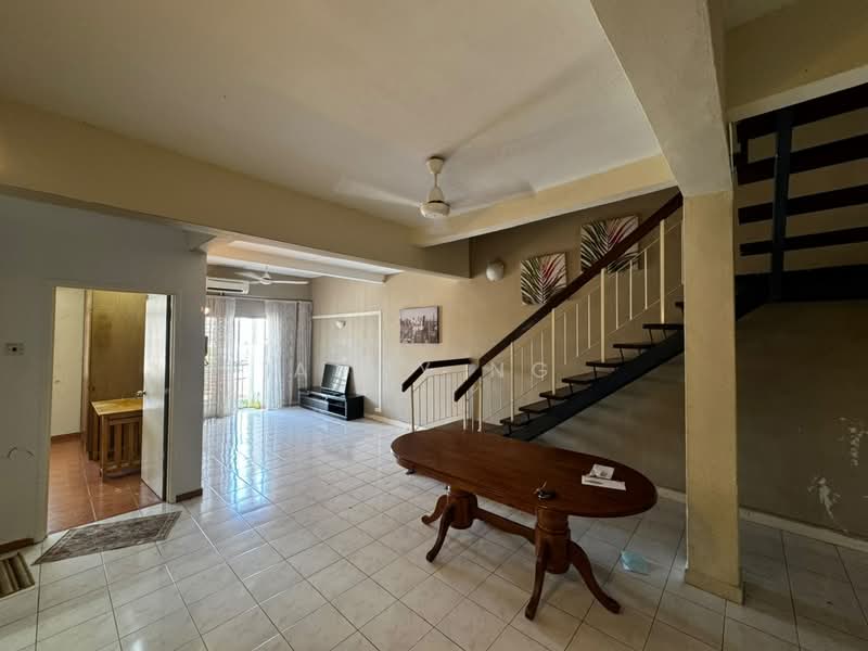 Condominium for Sale at Tiara Duta - Addy Ng - Living Room - PropertyGuru.com.my