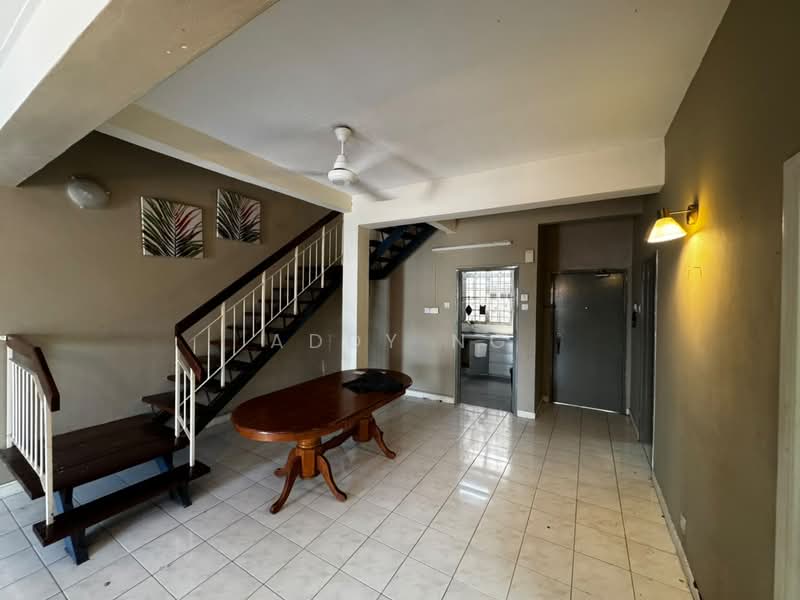 Condominium for Sale at Tiara Duta - Addy Ng - Living Room - PropertyGuru.com.my