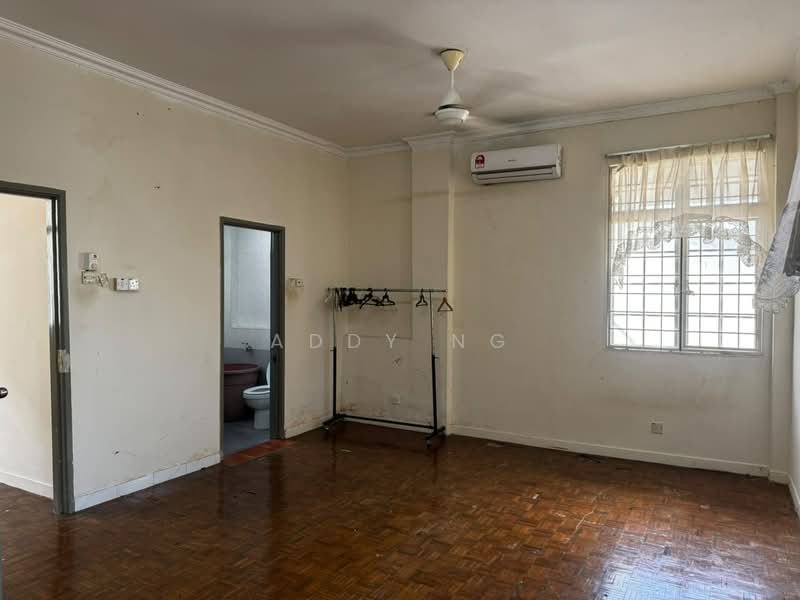 Condominium for Sale at Tiara Duta - Addy Ng - Bathroom - PropertyGuru.com.my