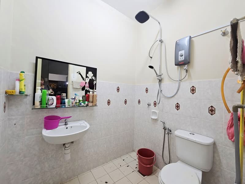 2-storey Terraced House for Sale in Bandar Sunway Semenyih (Semenyih) - Jovie Lee - Bathroom - PropertyGuru.com.my