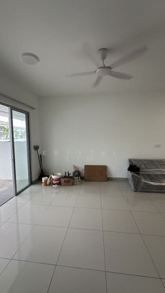 2-storey Terraced House for Rent in Bandar Gamuda Cove (Dengkil) - Krystal Lim - Living Room - PropertyGuru.com.my