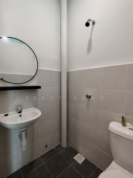 3-storey Terraced House for Rent in Taman Kundang Jaya (Rawang) - Tracy Choo - Bathroom - PropertyGuru.com.my