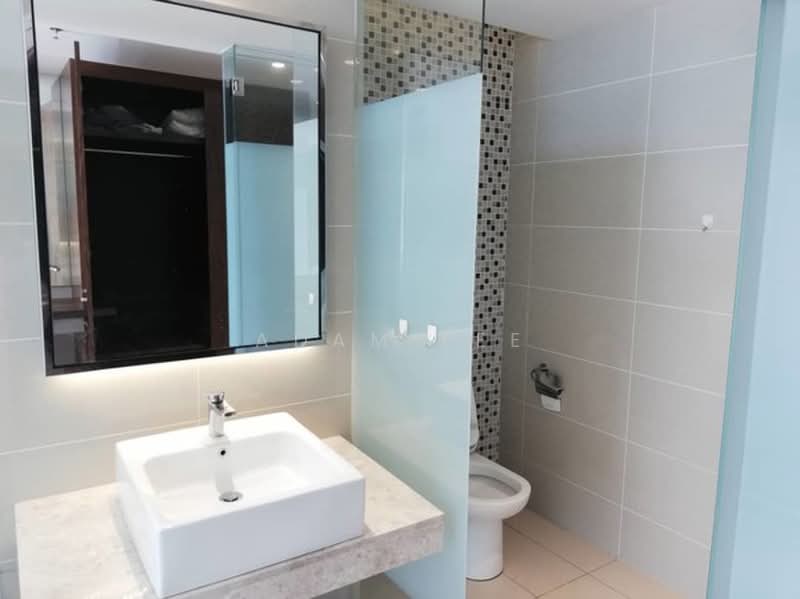 Servis Apartment untuk Dijual di D'Majestic Place - Adam Lee - Bathroom - PropertyGuru.com.my