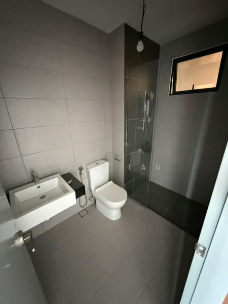 Condominium for Rent at Ixora Residence - Elva Tan - Bathroom - PropertyGuru.com.my