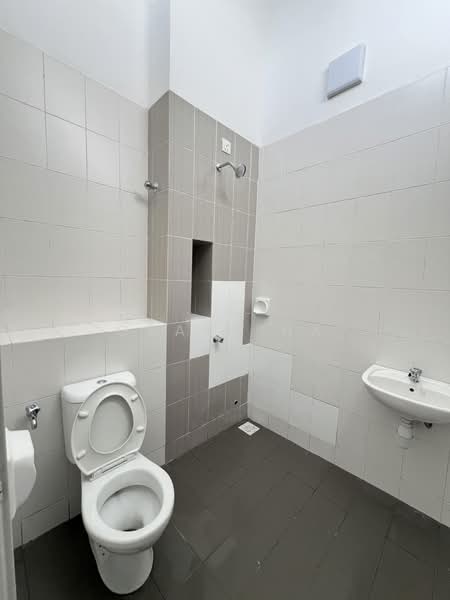 Rumah Teres 2 Tingkat untuk Dijual di Setia Ecohill (Semenyih) - Grace Ha - Bathroom - PropertyGuru.com.my