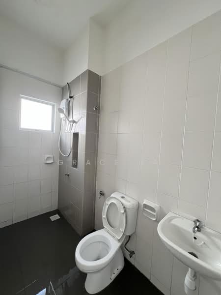 Rumah Teres 2 Tingkat untuk Dijual di Setia Ecohill (Semenyih) - Grace Ha - Bathroom - PropertyGuru.com.my