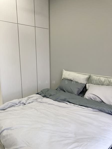 Service Residence for Sale at Far East - Lee Kah Shing - Bedroom - PropertyGuru.com.my
