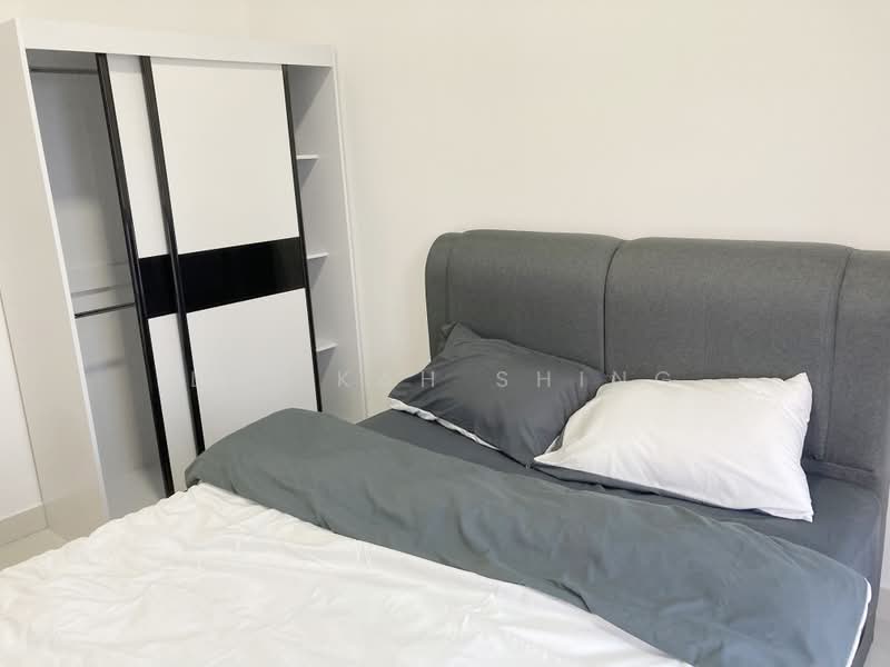 Service Residence for Sale at Far East - Lee Kah Shing - Bedroom - PropertyGuru.com.my